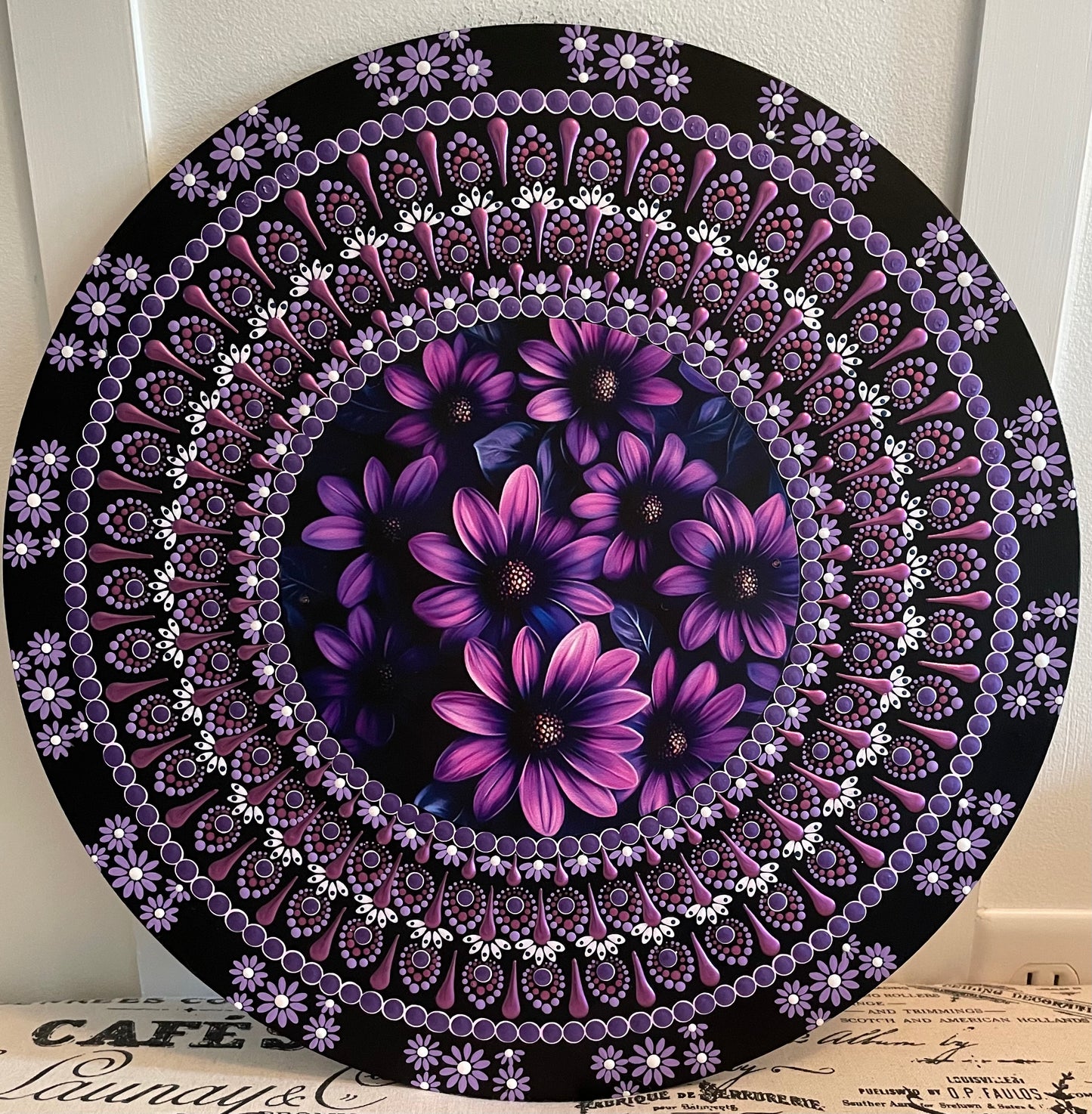 Handpainted purple daisy plaque on a 16 inch wood round