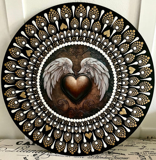 Hand painted heart plaque on a 16 inch wood round ￼