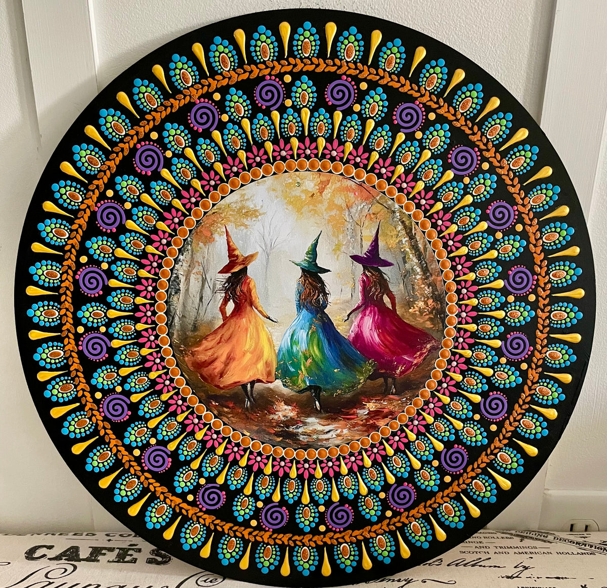 Hand painted three witch plaque on a 16 inch wood round ￼