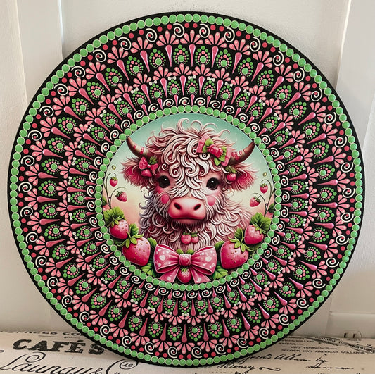 Hand painted cute Highland cow on a 16 inch wood round ￼